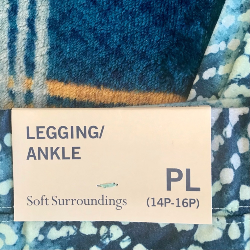 SOFT SURROUNDINGS HAVE TO HAVE LEGGINGS IN OCEANIC PRINT SIZE PETITE LARGE - Picture 3 of 7